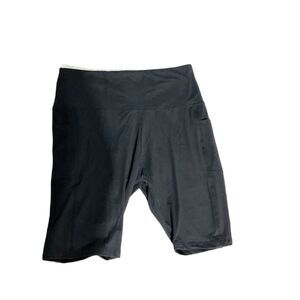 Women's XXL Yoga Shorts Black Polyester Stretch Pockets